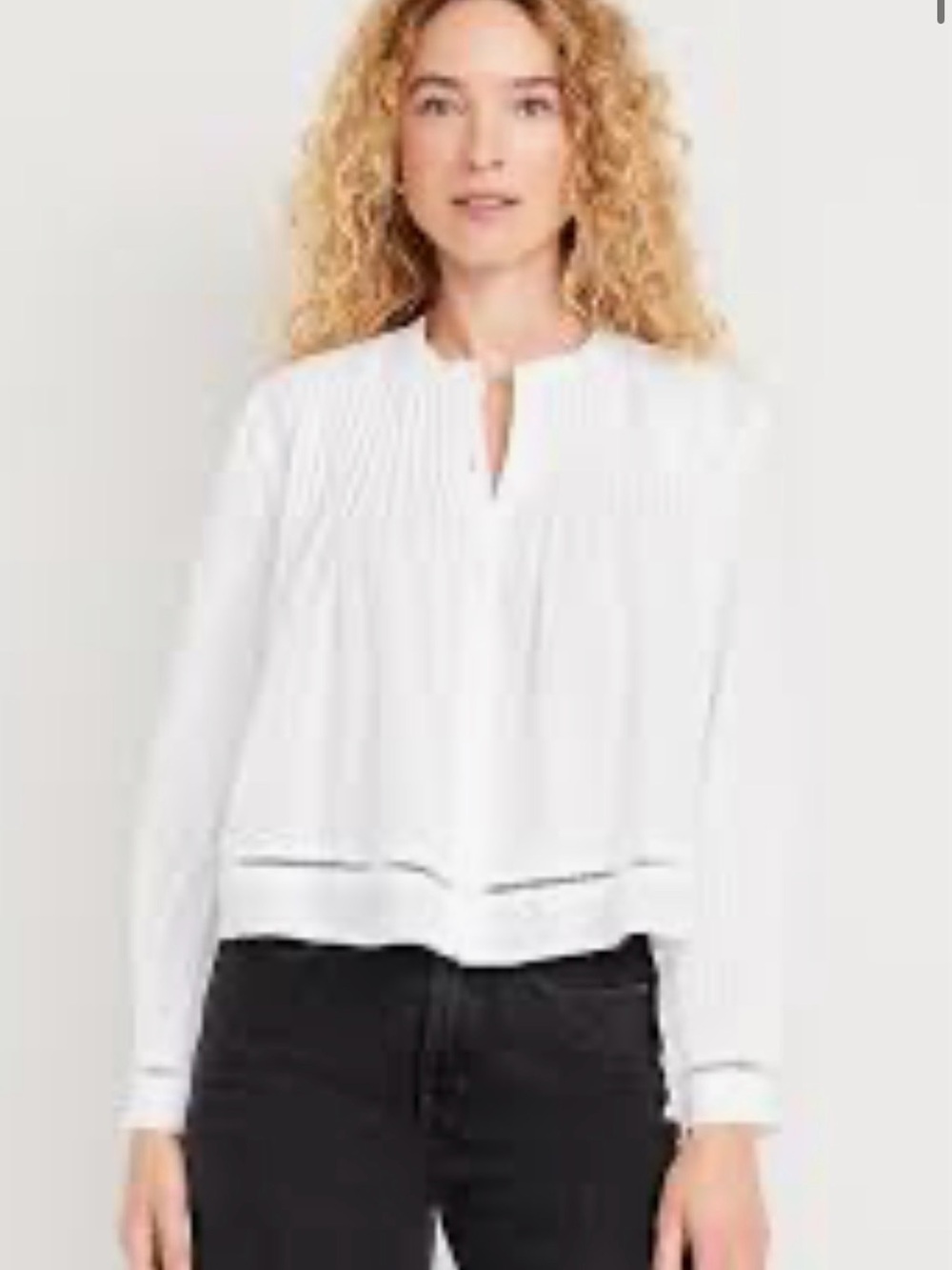 Old Navy White Pintuck Button-Down Blouse